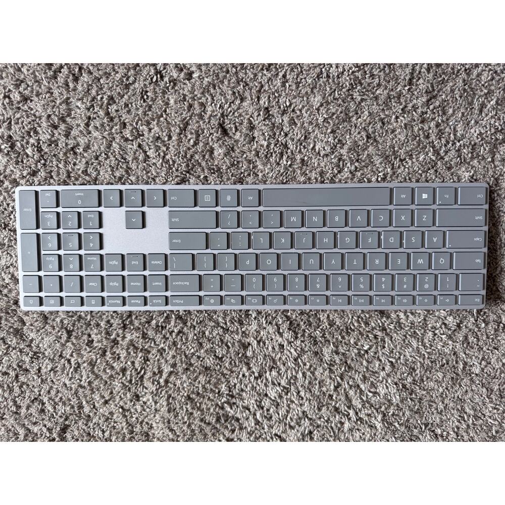 Microsoft Surface Bluetooth Keyboard Gray Full Size Wireless Tested Working